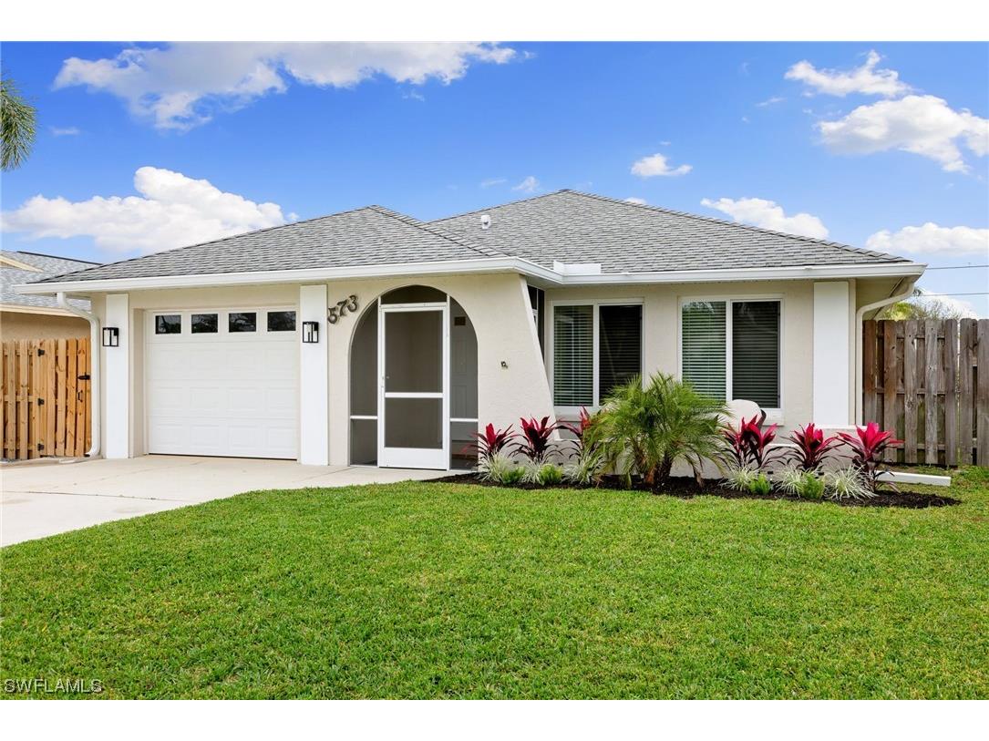 573 98th Avenue N Naples FL 34108 223093693 image1