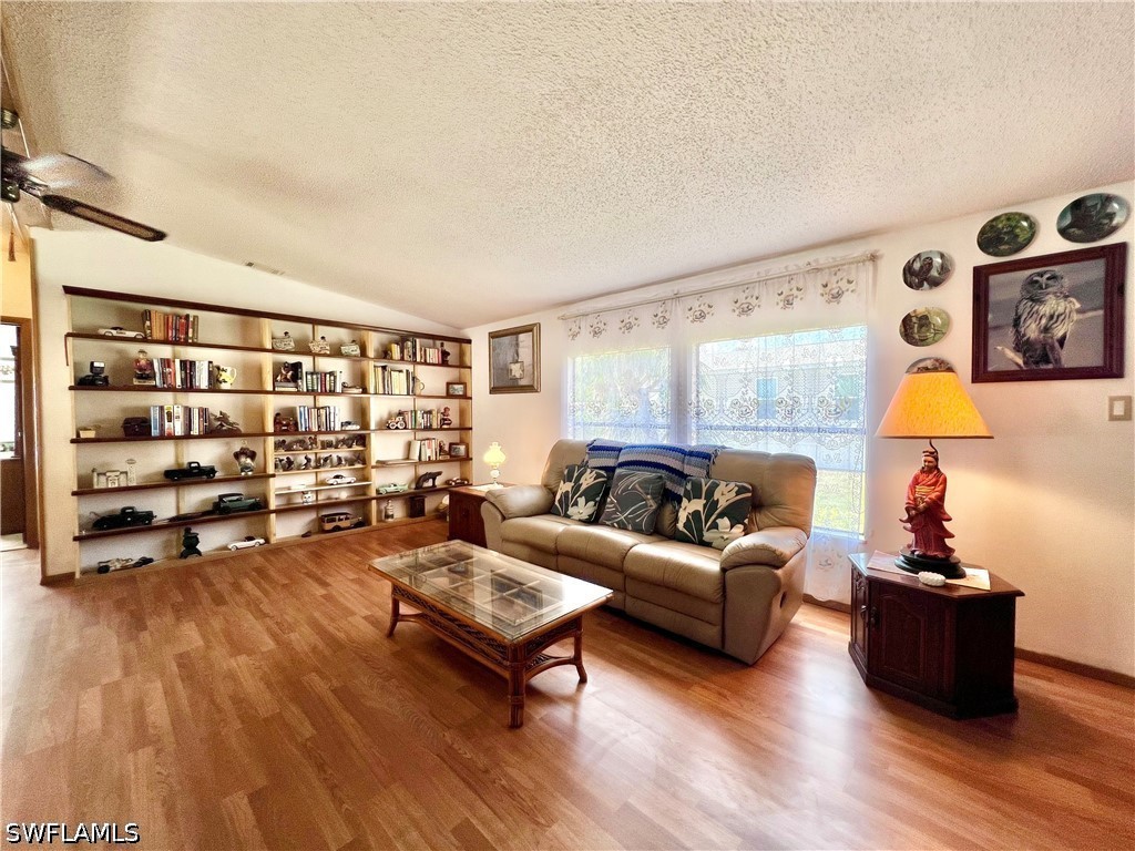 573 Cape Florida Lane Naples FL 34104 226018783 image4
