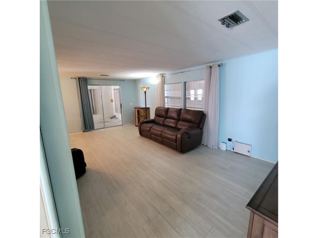 573 Hogan Drive North Fort Myers FL 33903 2025019779 image3