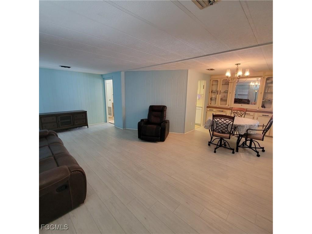 573 Hogan Drive North Fort Myers FL 33903 2025019779 image5