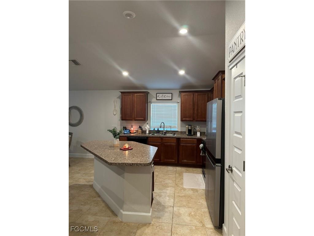 573 Windermere Drive Lehigh Acres FL 33972 2025023675 image16