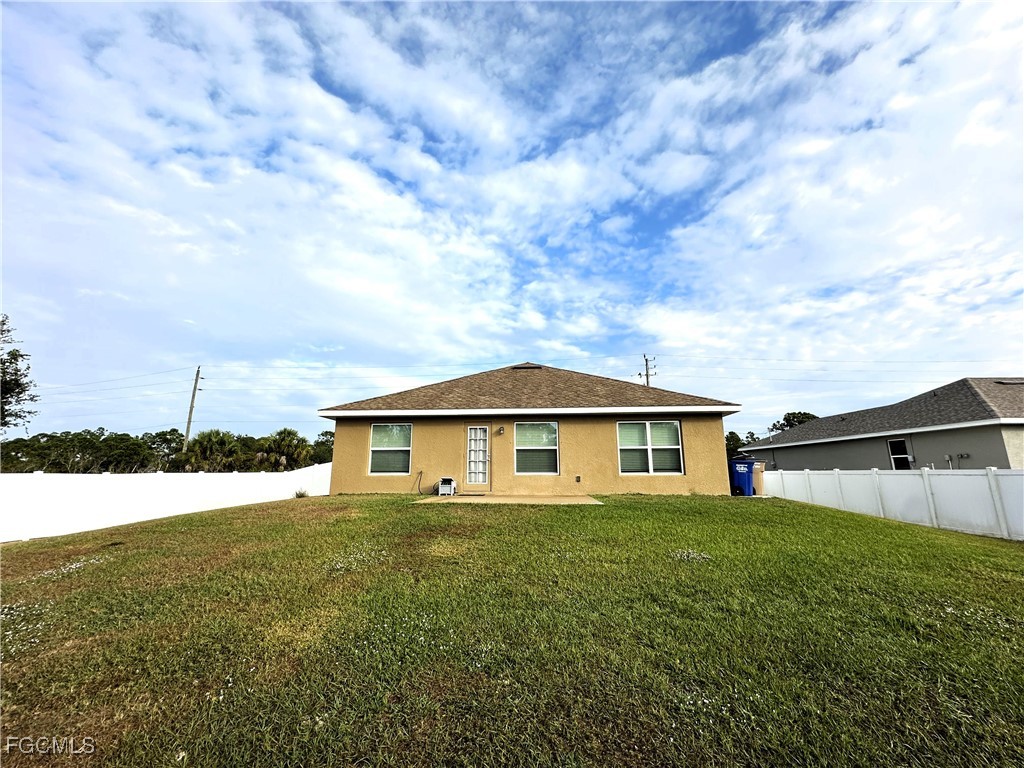 573 Windermere Drive Lehigh Acres FL 33972 2025023675 image3