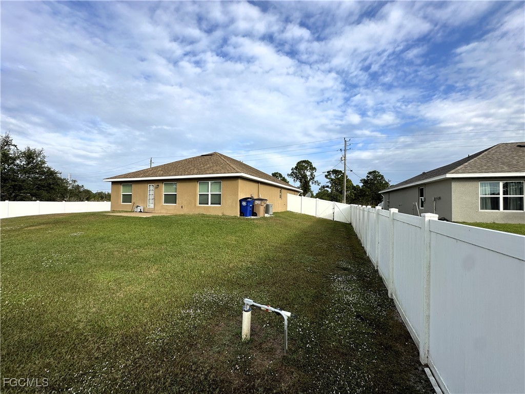 573 Windermere Drive Lehigh Acres FL 33972 2025023675 image5