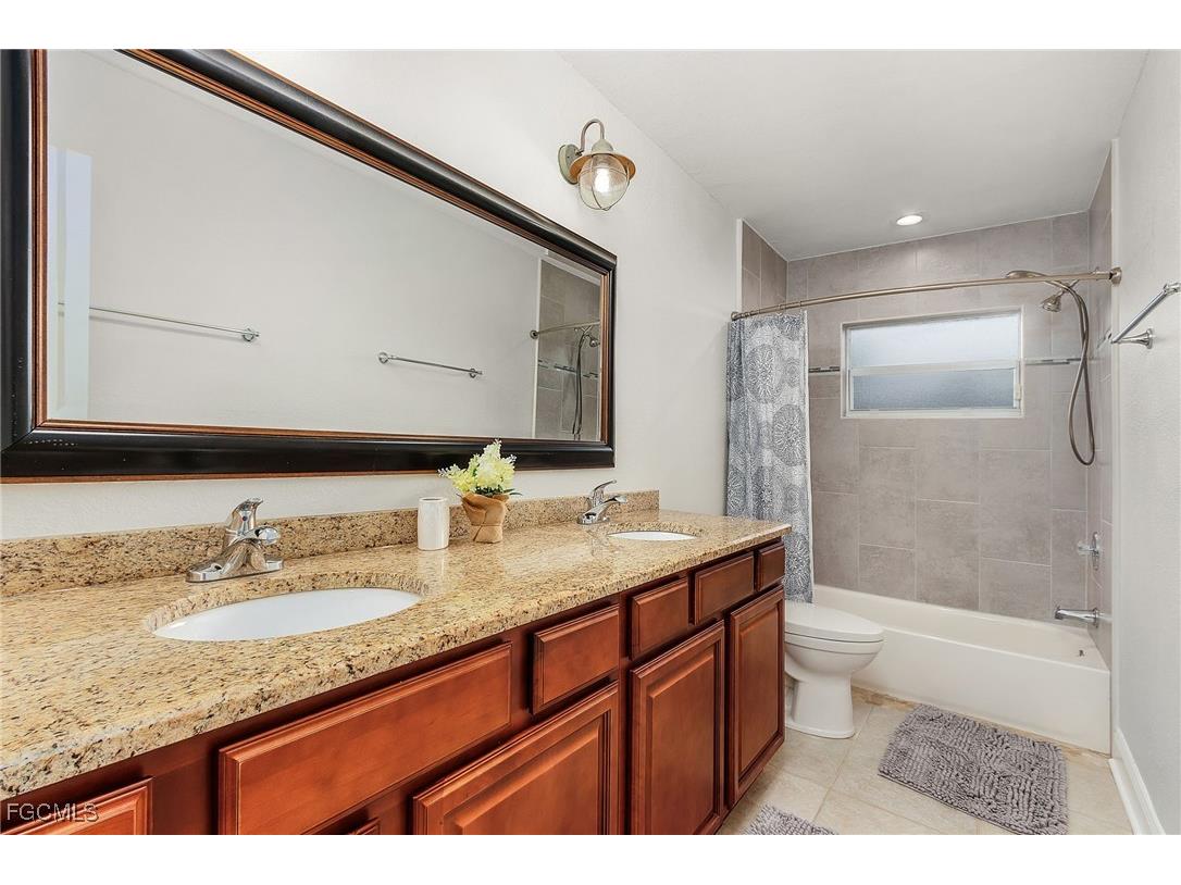 5730 Winkler Road Fort Myers FL 33919 2025023128 image19