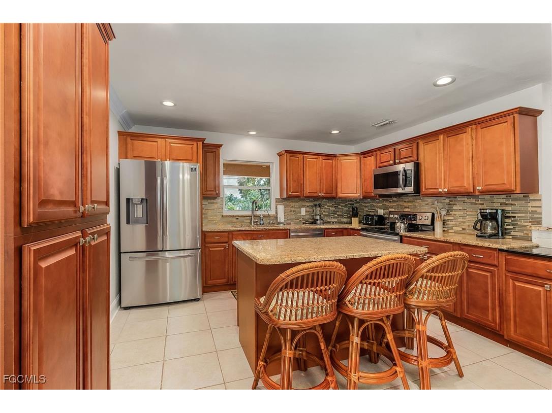 5730 Winkler Road Fort Myers FL 33919 2025023128 image3