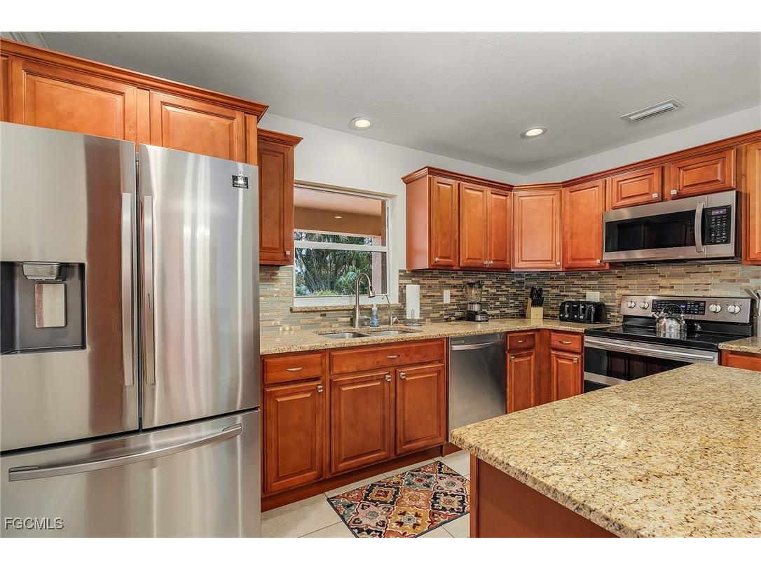 5730 Winkler Road Fort Myers FL 33919 2025023128 image4