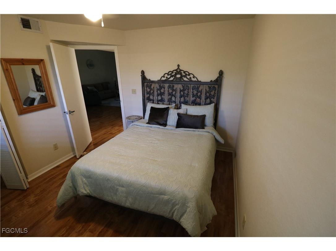 5731 Foxlake Drive #6 North Fort Myers FL 33917 2025013164 image28