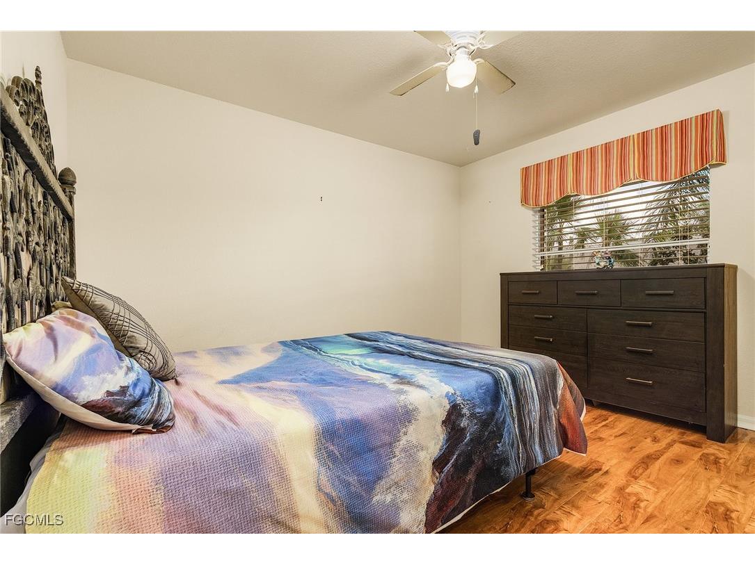 5731 Foxlake Drive #6 North Fort Myers FL 33917 2025013164 image8