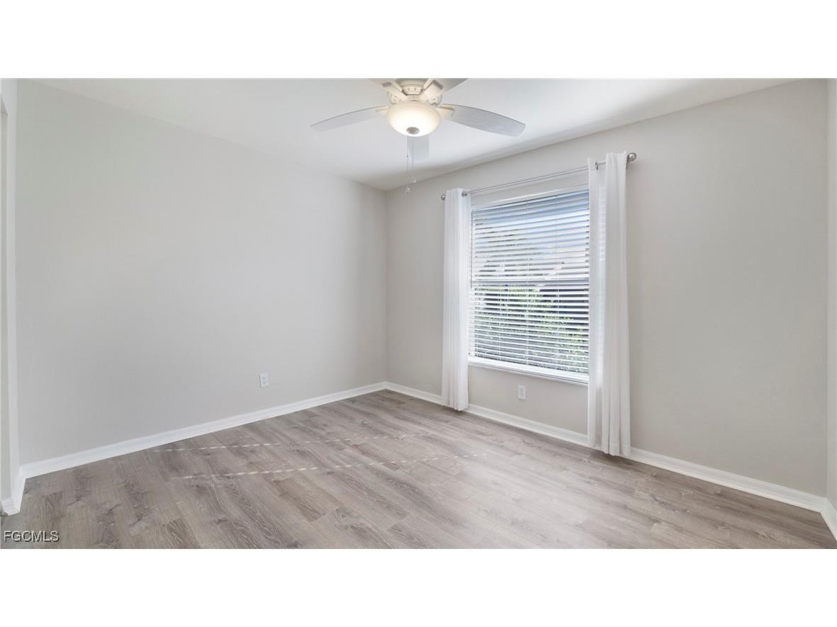 5731 Foxlake Drive #8 North Fort Myers FL 33917 2025017095 image16