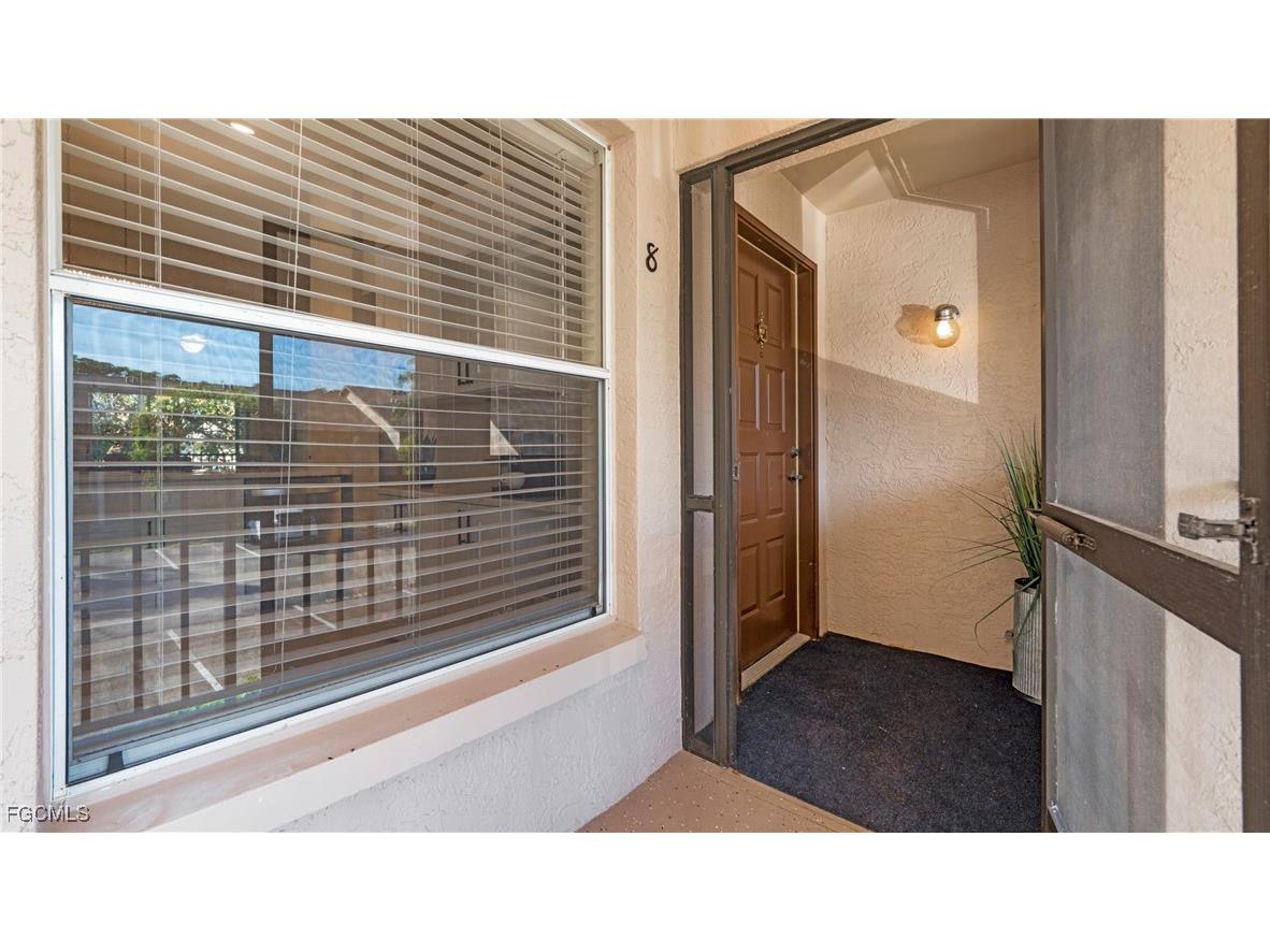 5731 Foxlake Drive #8 North Fort Myers FL 33917 2025017095 image17
