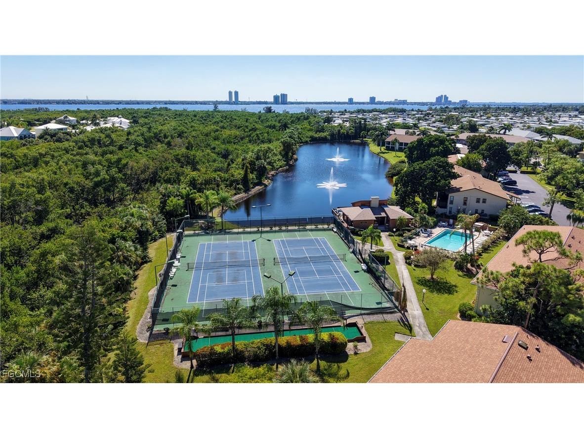 5731 Foxlake Drive #8 North Fort Myers FL 33917 2025017095 image21