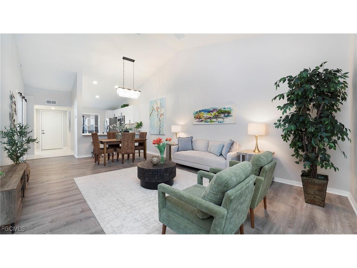 5731 Foxlake Drive #8 North Fort Myers FL 33917 2025017095 image3