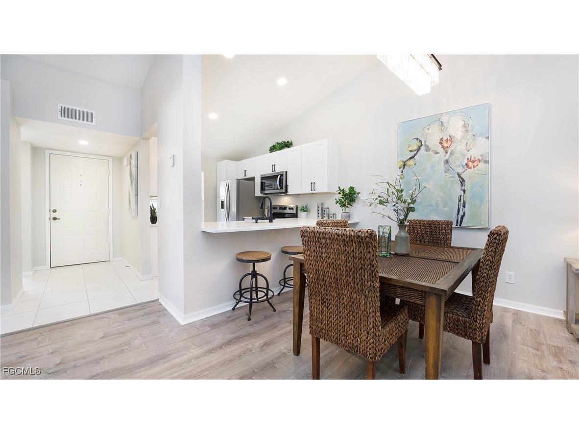 5731 Foxlake Drive #8 North Fort Myers FL 33917 2025017095 image4