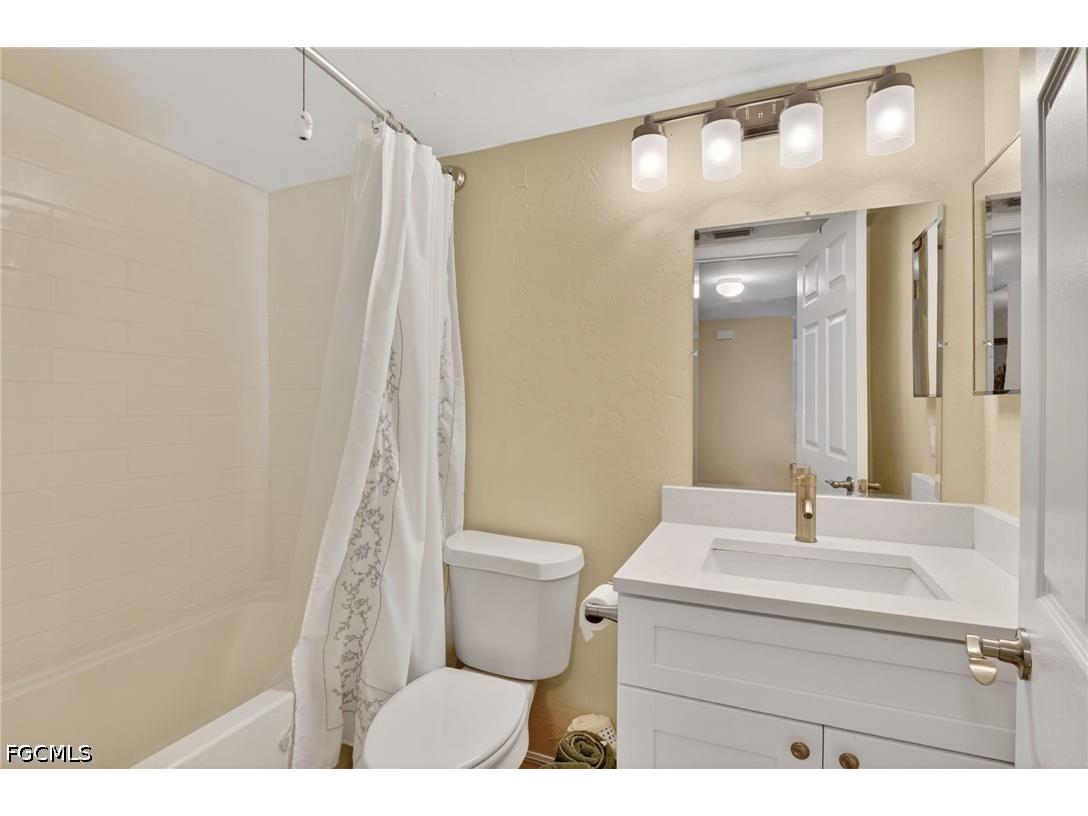 5735 Foxlake Drive #2 North Fort Myers FL 33917 2026018530 image17