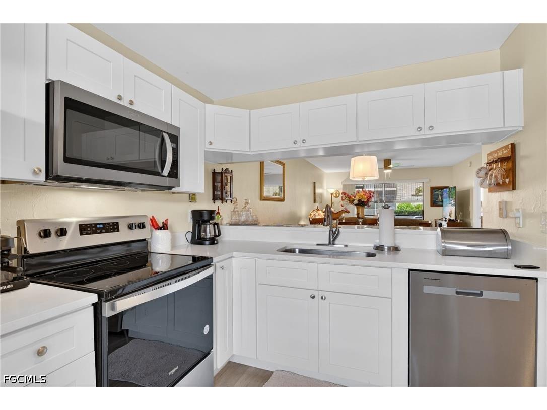 5735 Foxlake Drive #2 North Fort Myers FL 33917 2026018530 image6