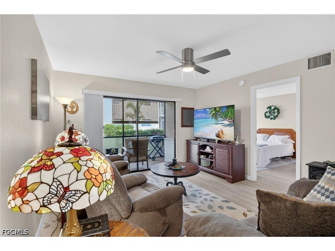 5735 Foxlake Drive #2 North Fort Myers FL 33917 2026018530 image8