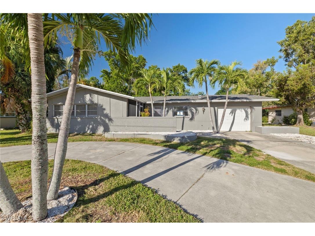 5738 SW 1st Court Cape Coral FL 33914 223080341 image1