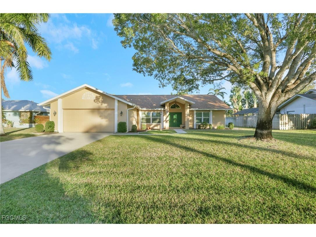 5739 Inverness Circle North Fort Myers FL 33903 2026000388 image1