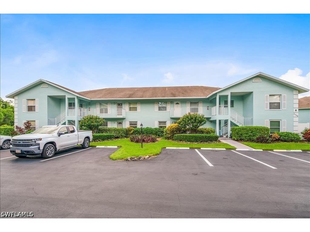 5739 Whitaker Road #A202 Naples FL 34112 226022518 image1