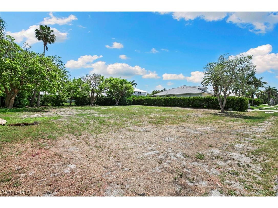 574 Tigertail Court Marco Island FL 34145 226011160 image7