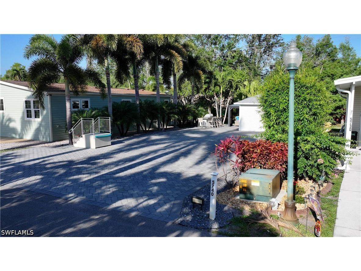 5740 Maplewood Court Fort Myers FL 33905 226018605 image3