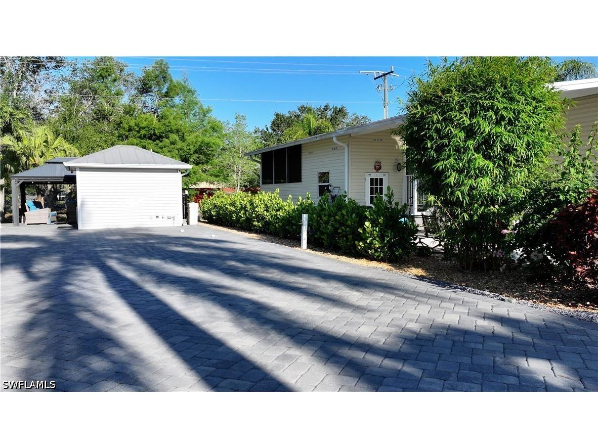 5740 Maplewood Court Fort Myers FL 33905 226018605 image4