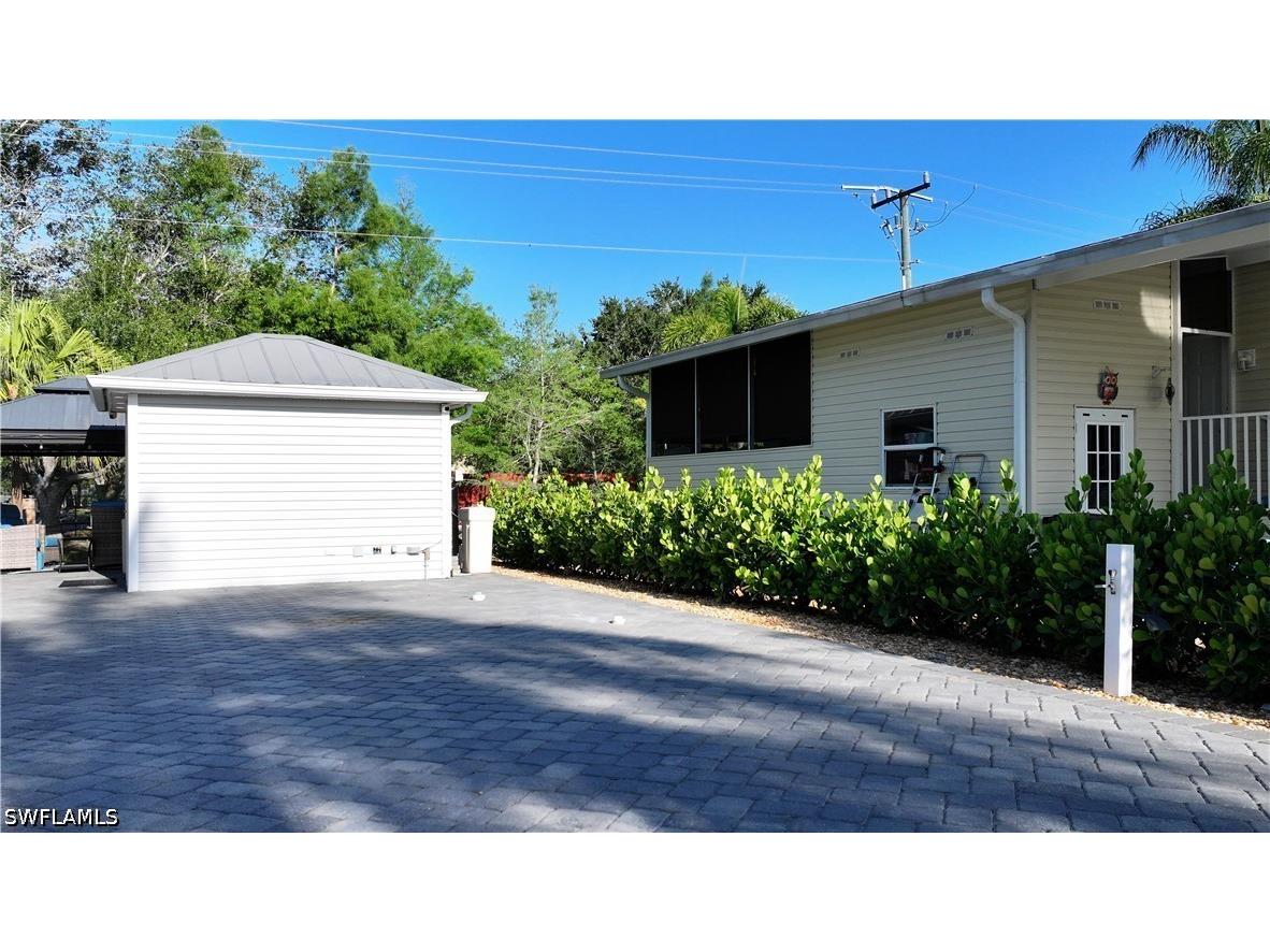 5740 Maplewood Court Fort Myers FL 33905 226018605 image7