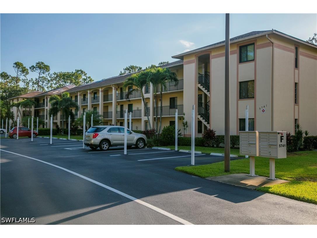 5741 Deauville Circle #F108 Naples FL 34112 226016806 image15