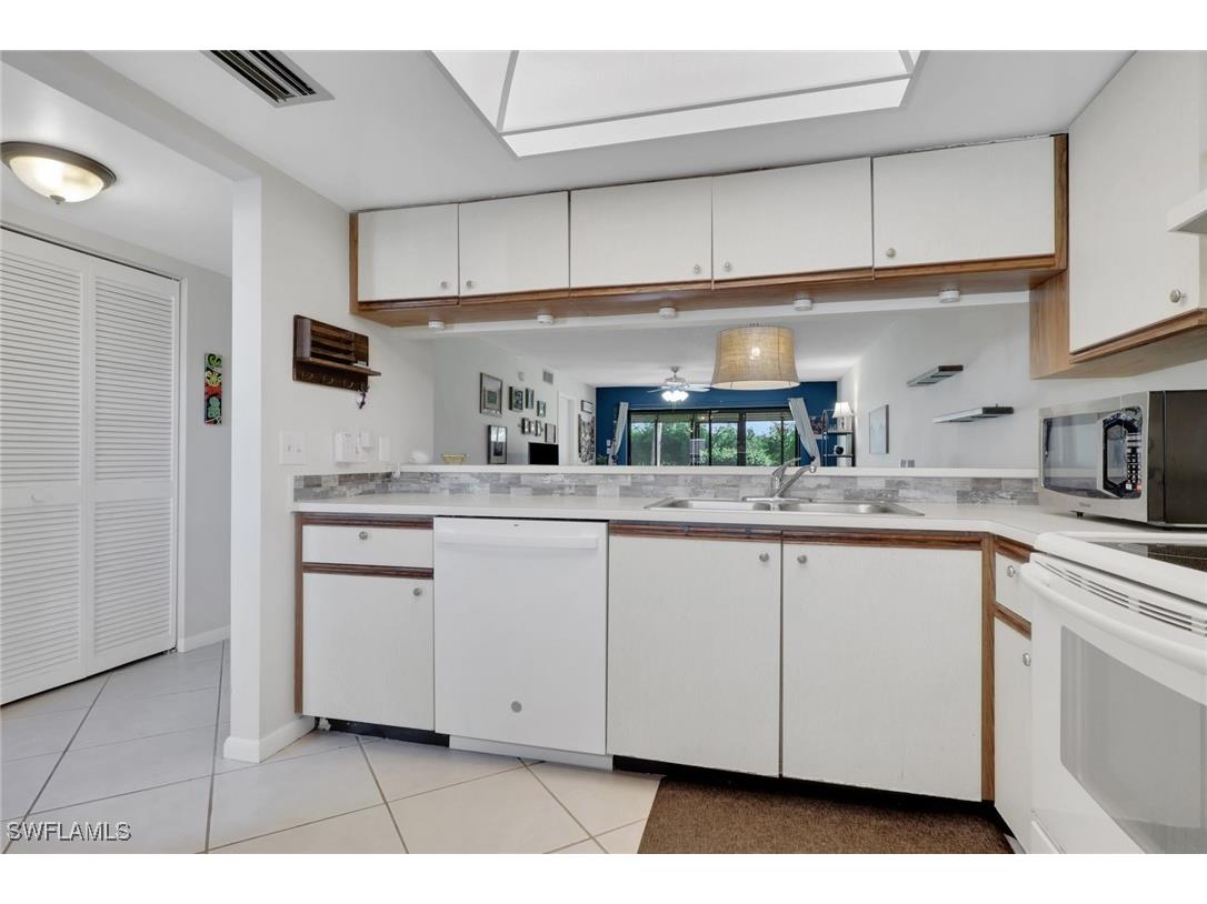 5741 Gage Lane #104D Naples FL 34113 226001207 image14