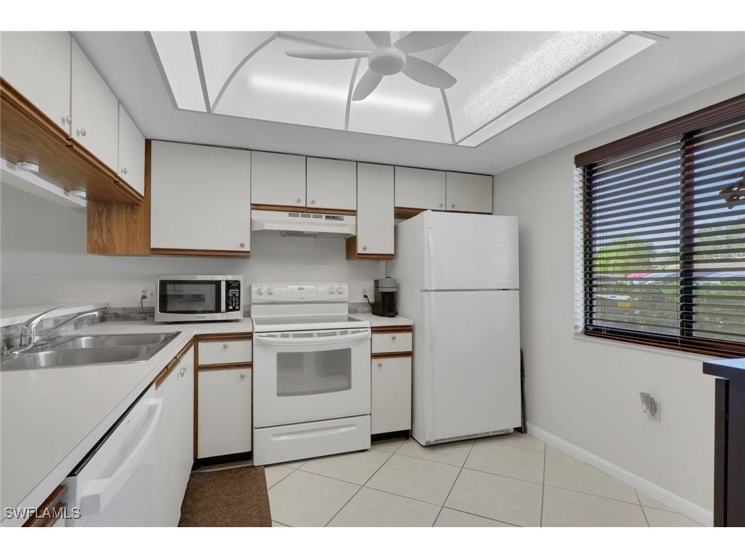 5741 Gage Lane #104D Naples FL 34113 226001207 image16