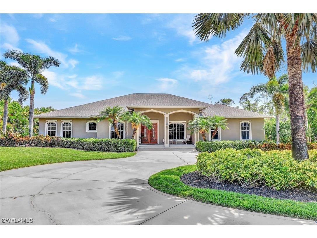 5743 Cope Lane Naples FL 34112 223035641 image1