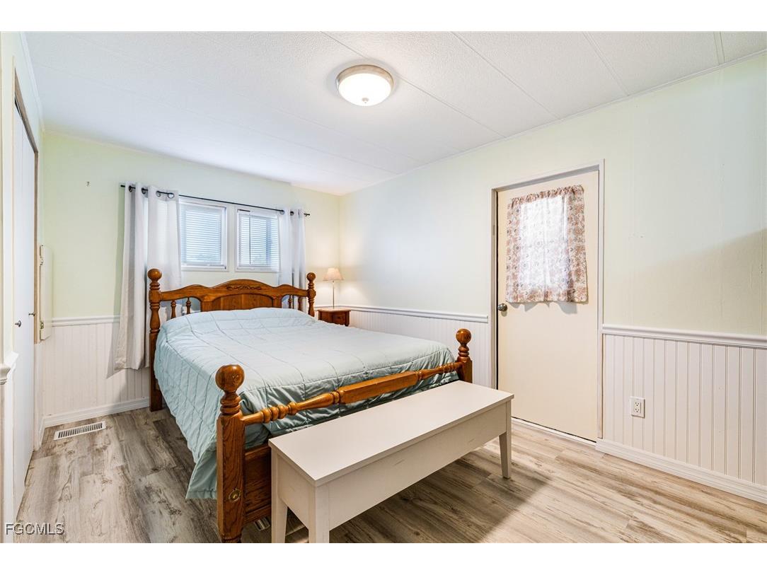 5744 Captain John Smith Loop North Fort Myers FL 33917 2025024040 image14