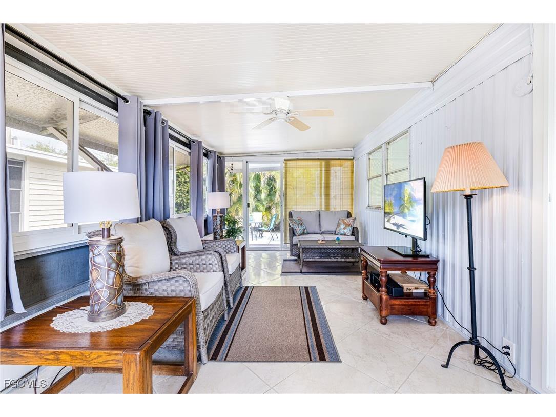 5744 Captain John Smith Loop North Fort Myers FL 33917 2025024040 image21