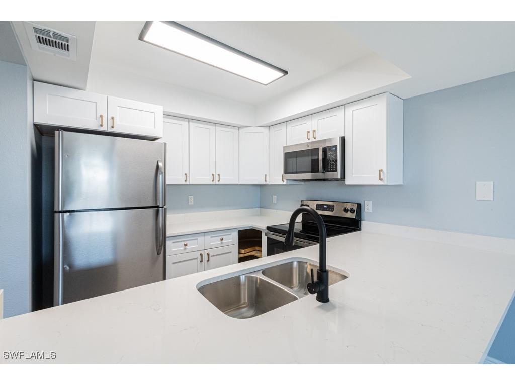 5745 Foxlake Drive #D North Fort Myers FL 33917 224100013 image3