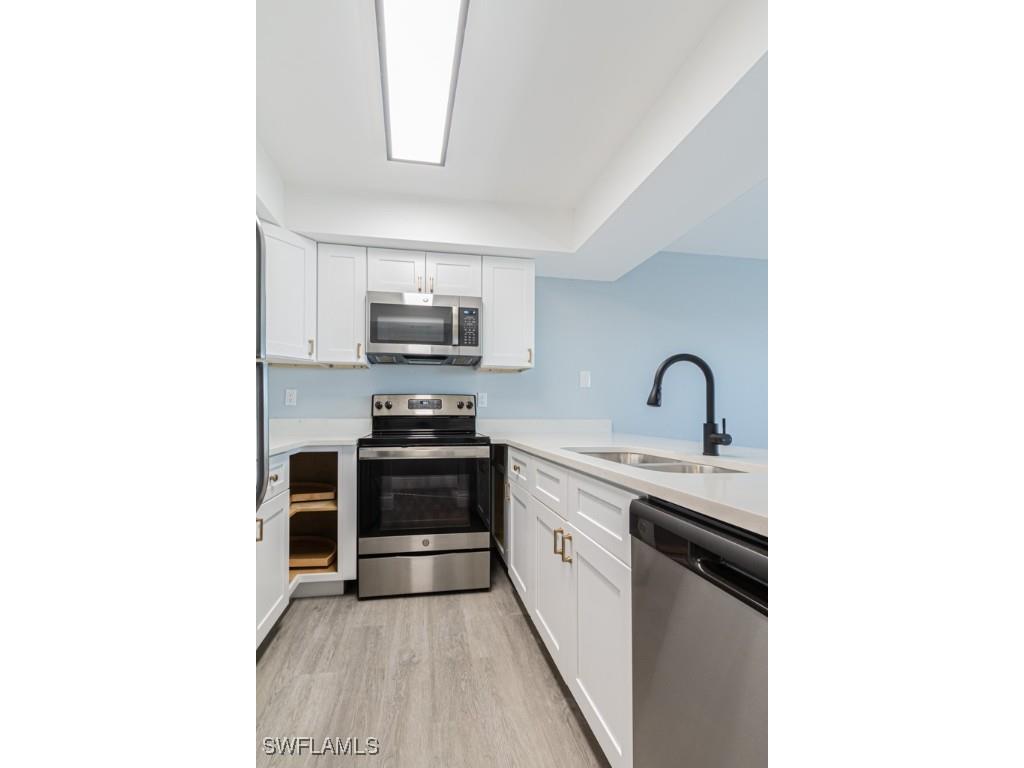 5745 Foxlake Drive #D North Fort Myers FL 33917 224100013 image7