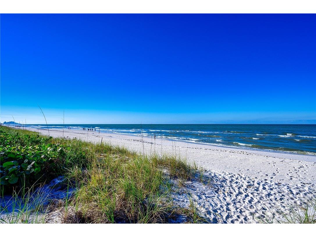 575 101st Avenue N Naples FL 34108 225063691 image28