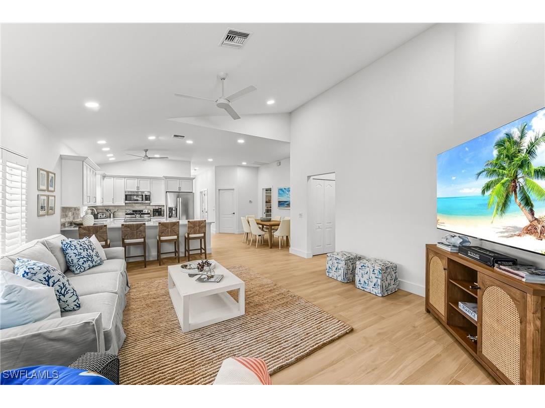 575 101st Avenue N Naples FL 34108 225063691 image8