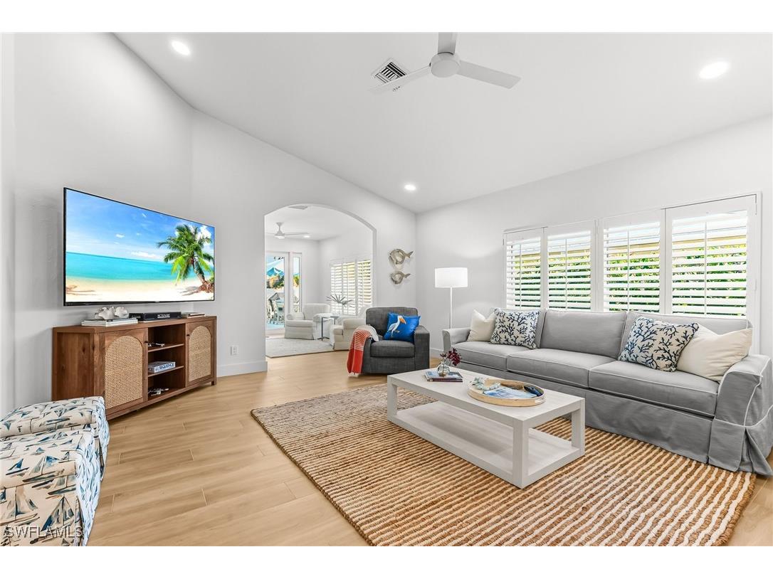 575 101st Avenue N Naples FL 34108 225063691 image9