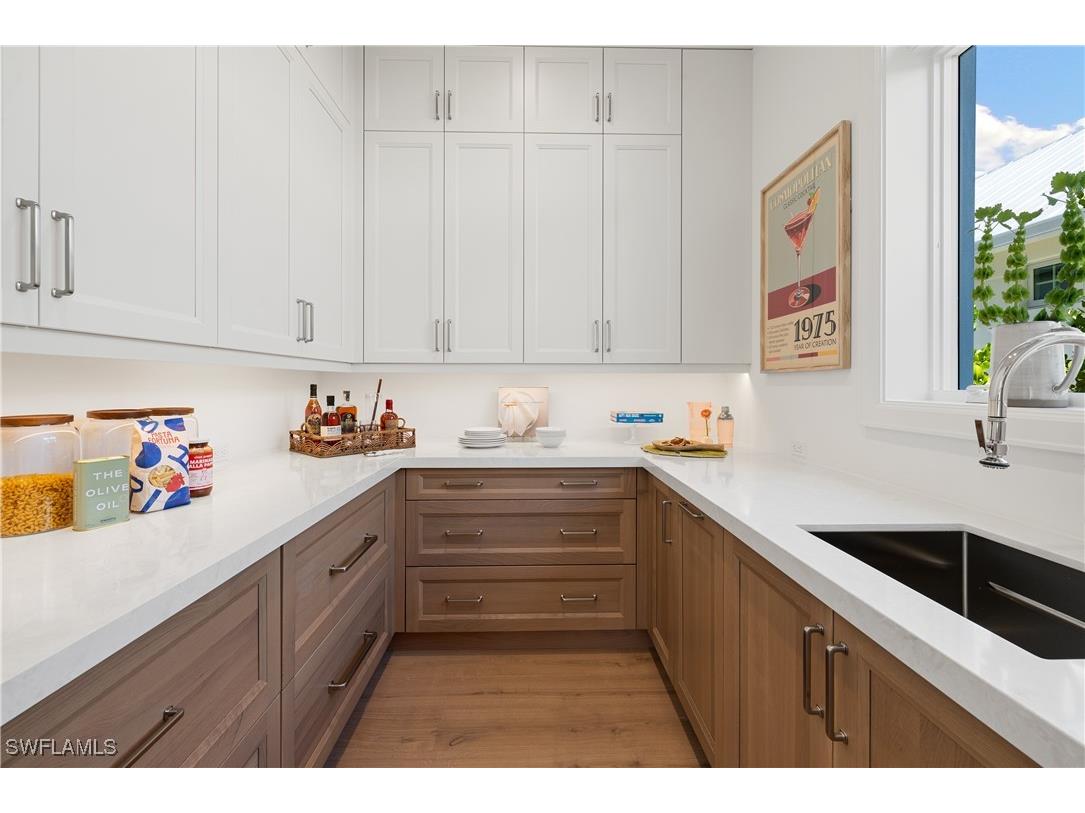 575 13th Avenue S Naples FL 34102 225079204 image10