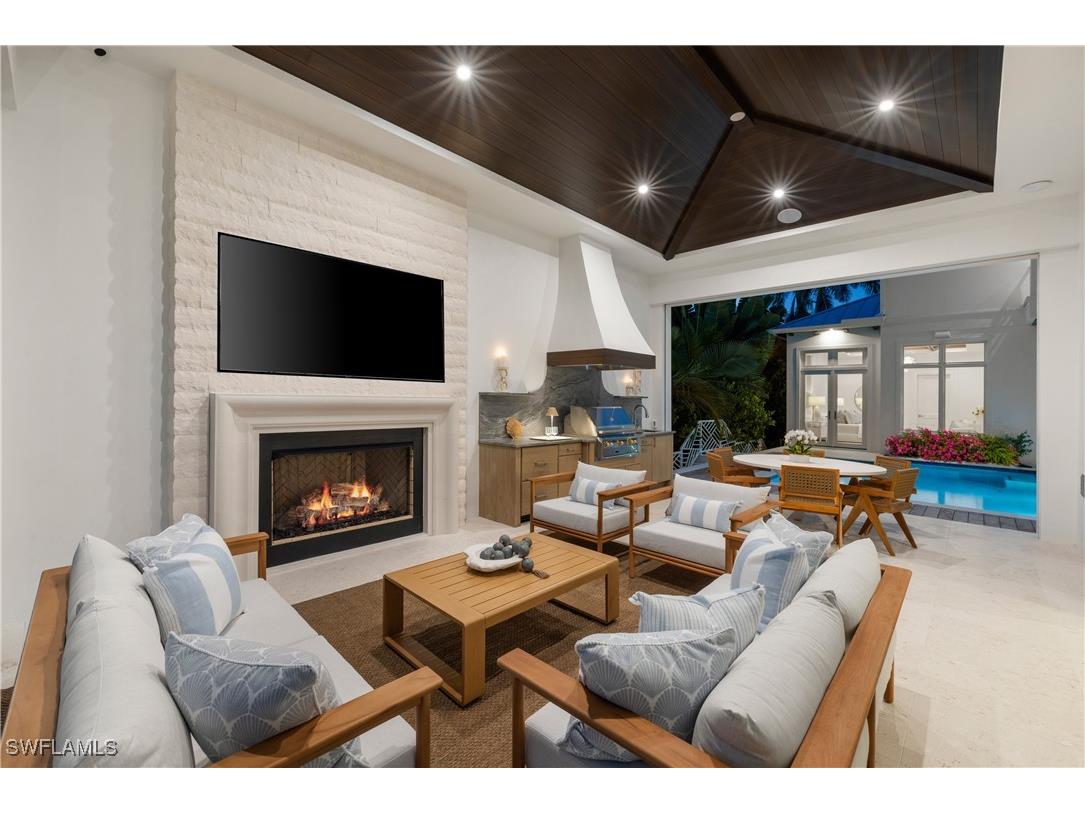 575 13th Avenue S Naples FL 34102 225079204 image13