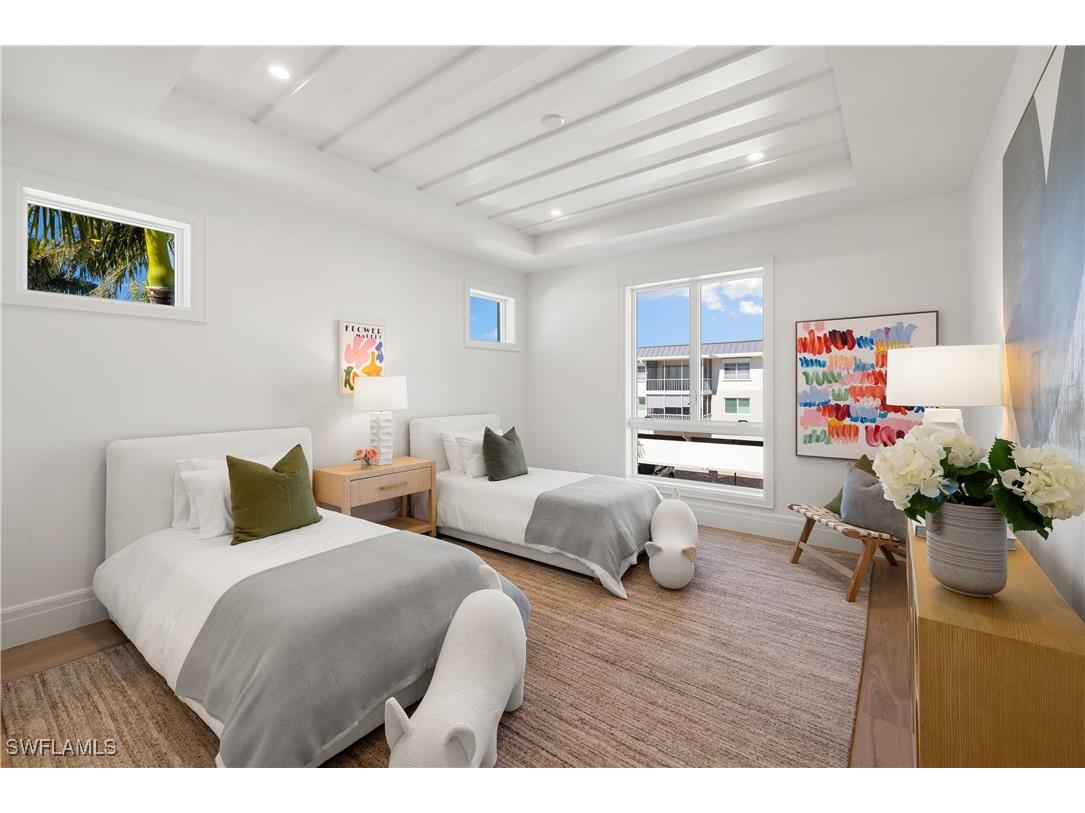 575 13th Avenue S Naples FL 34102 225079204 image24