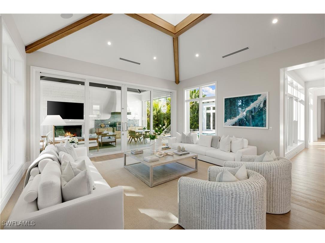 575 13th Avenue S Naples FL 34102 225079204 image7