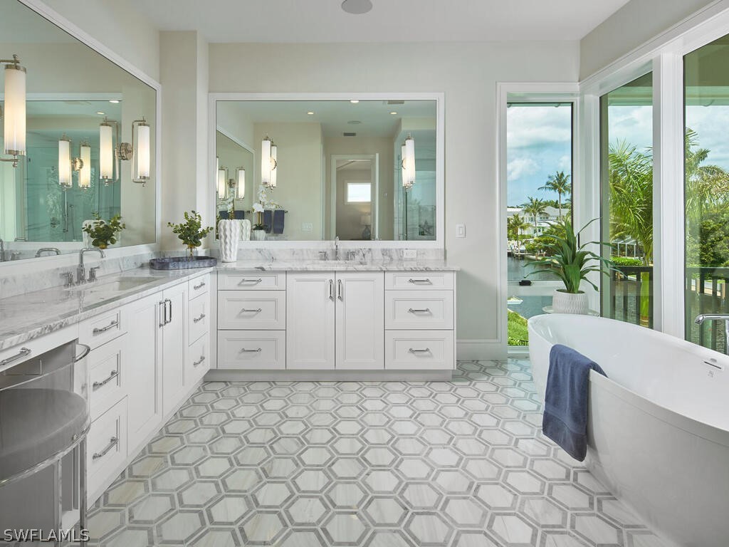575 17th Avenue S Naples FL 34102 224053246 image24