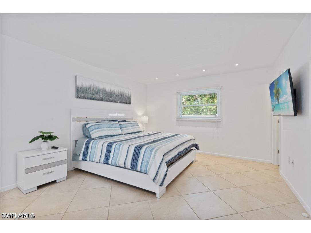 575 97th Avenue N Naples FL 34108 226021325 image10