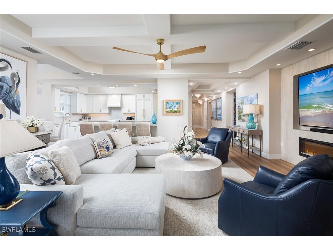 575 Avellino Isles Circle #102 Naples FL 34119 225058697 image8