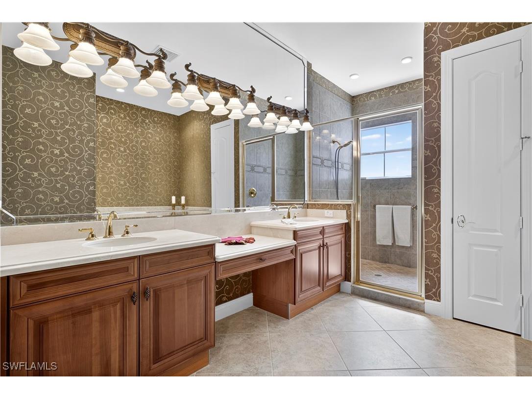 575 Avellino Isles Circle #201 Naples FL 34119 225070790 image21