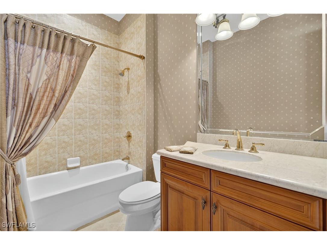 575 Avellino Isles Circle #201 Naples FL 34119 225070790 image25