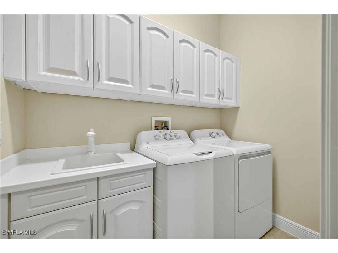 575 Avellino Isles Circle #201 Naples FL 34119 225070790 image28