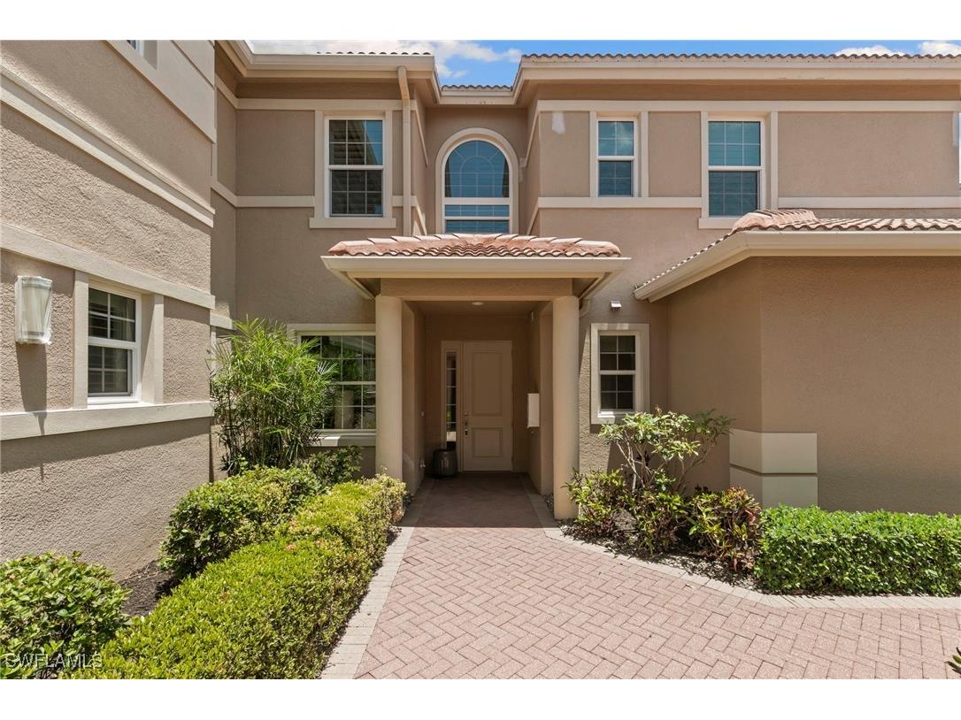 575 El Camino Real #6-102 Naples FL 34119 225085188 image2