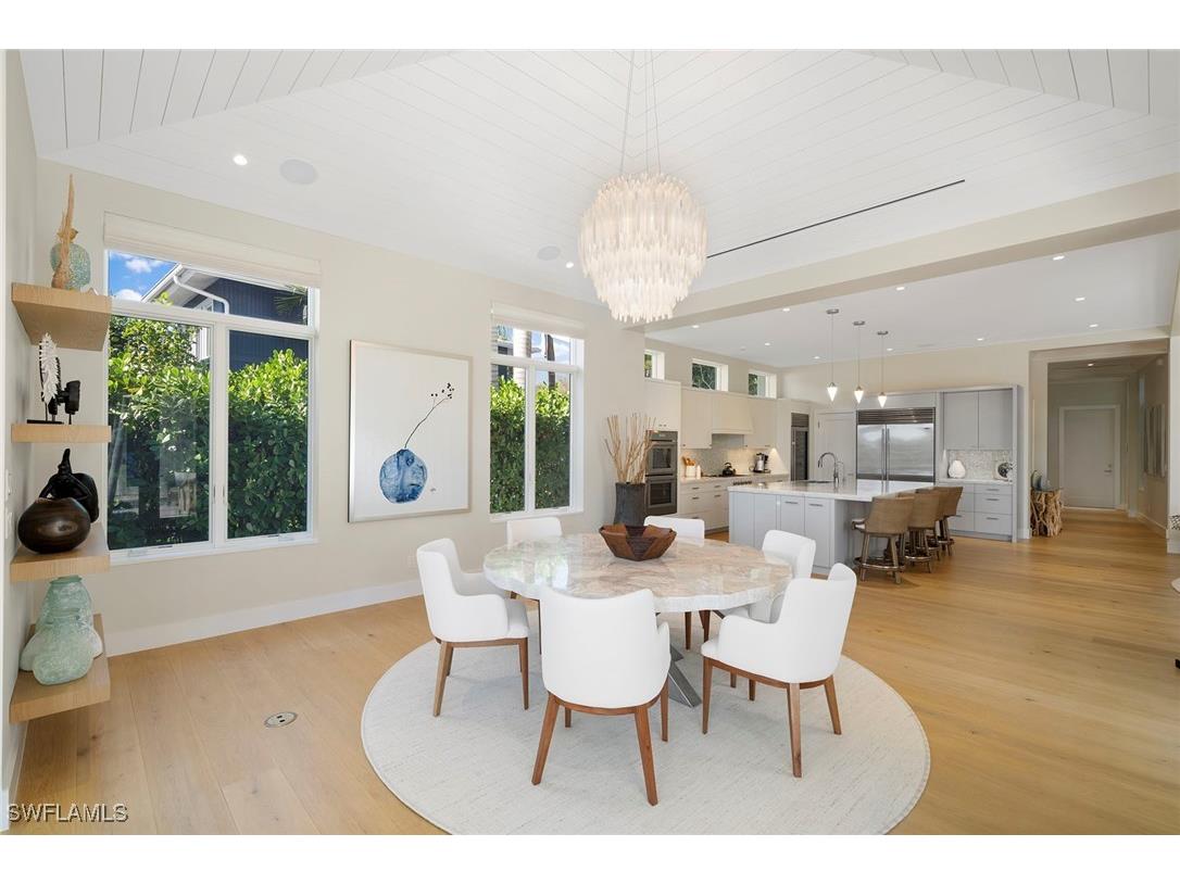 575 Palm Circle E Naples FL 34102 225076754 image13